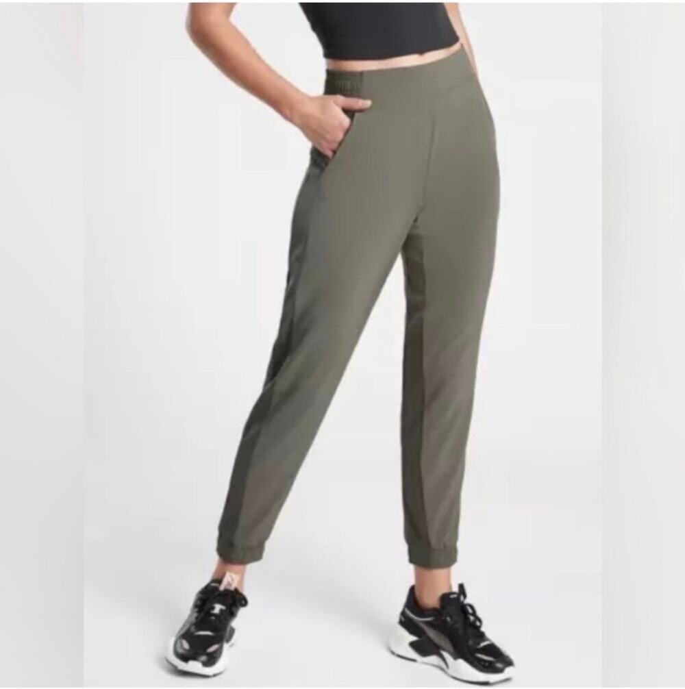 Athleta Pants Womens 12 Green Textured Brooklyn Jogger Sporty Athletic Travel